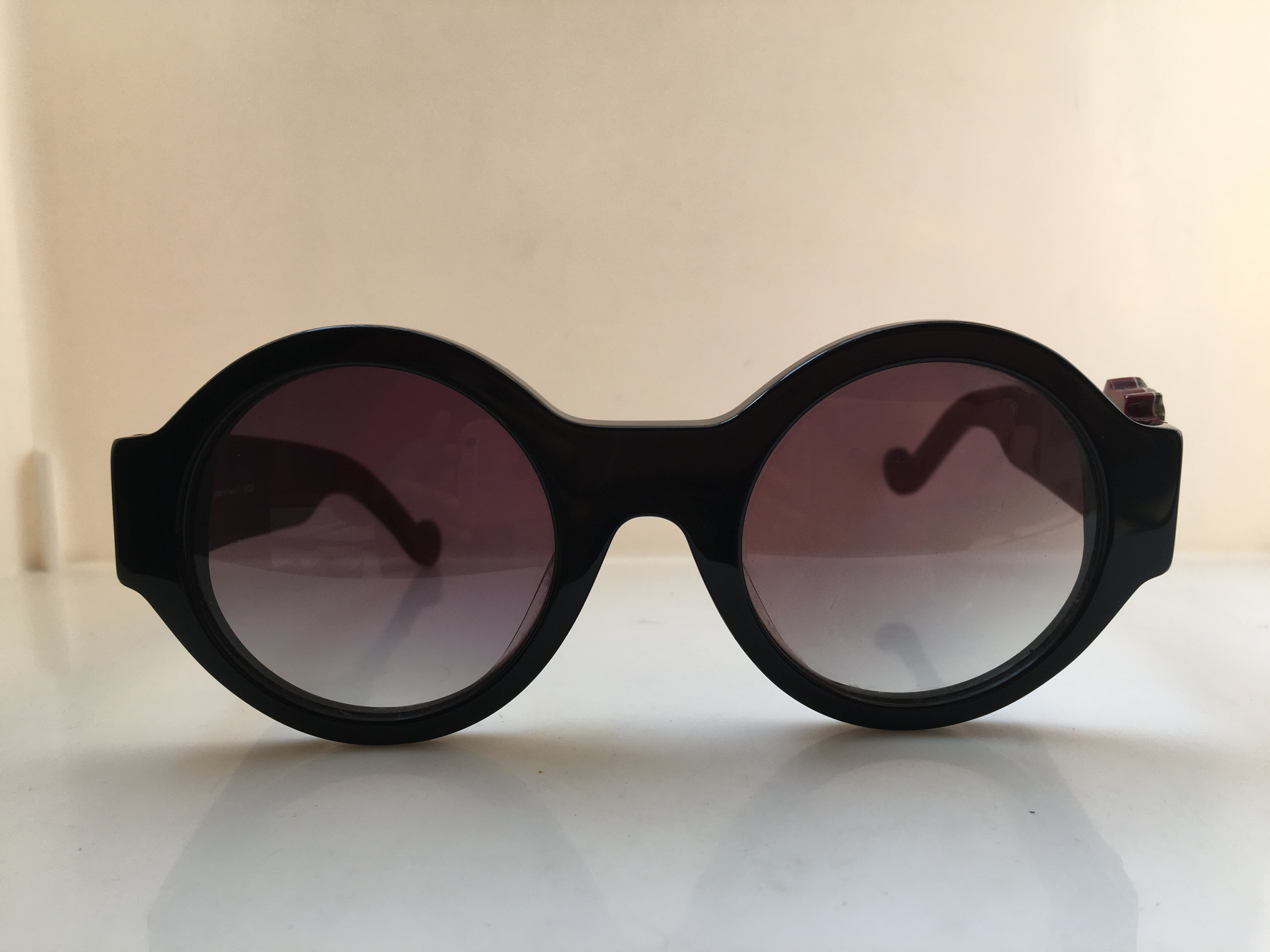 法国产手工黑色圆框板材太阳镜红色猎豹镜腿墨镜个性复古