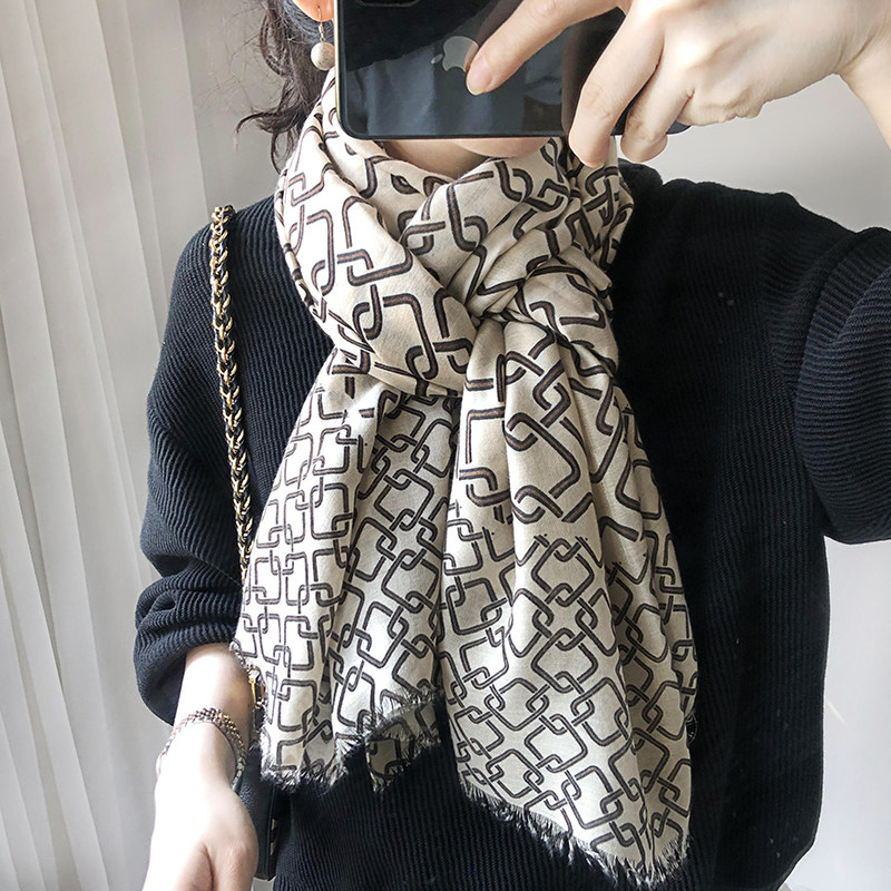 棉麻围巾女春秋四季洋气撞色格子高端流苏纱巾长款披肩薄丝巾冬季