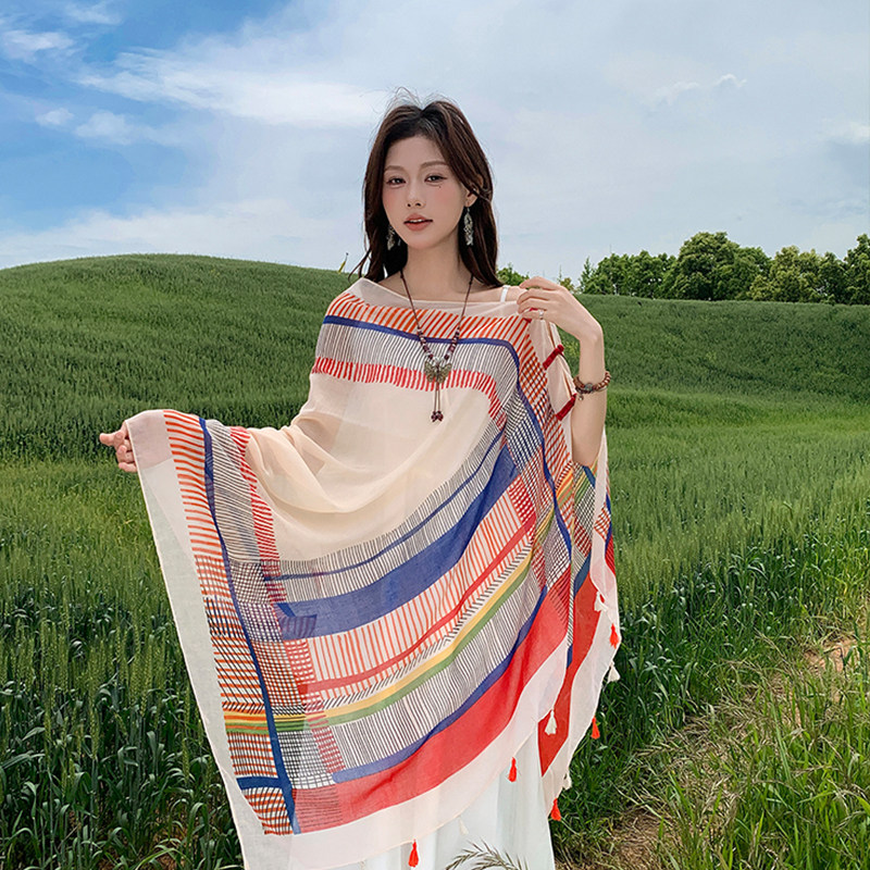 民族风披肩外搭女2025新款盘扣丝巾夏季薄款大西北云南旅游穿搭