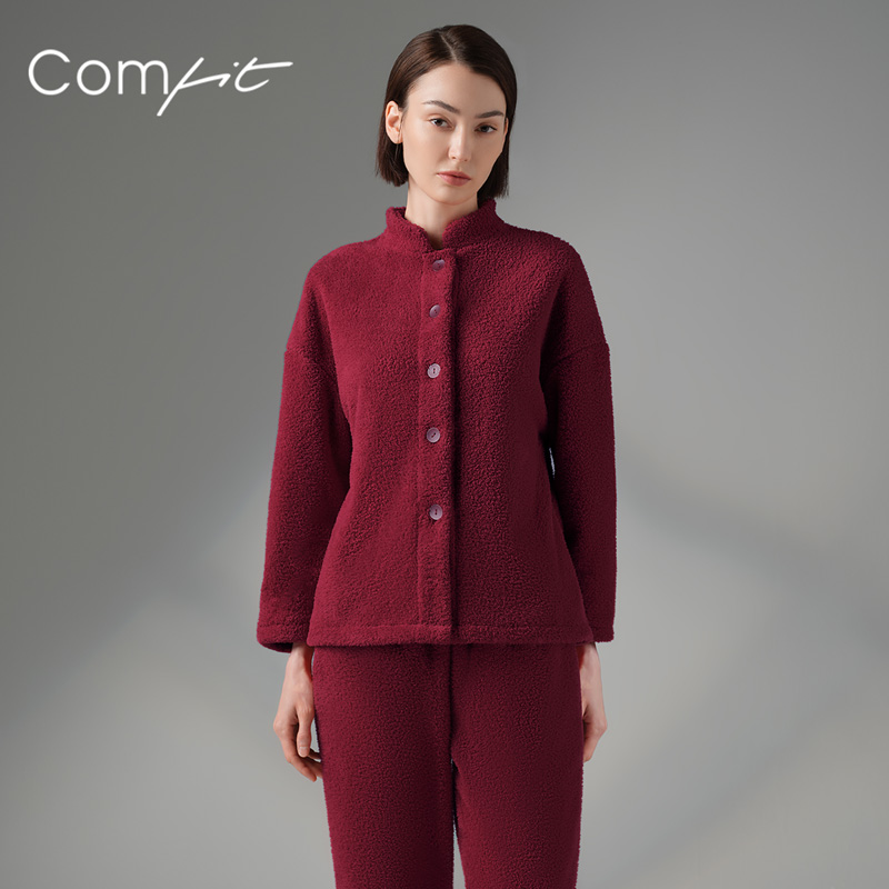 商场同款珊瑚绒家居服套装Comfit