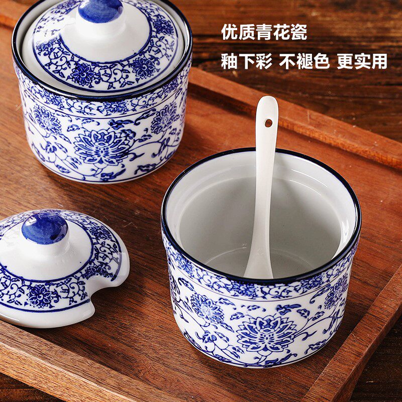 Covered Chili oil Seasoning Box Chinese style Maryland Lamian Noodles Restaurant Salt shaker ceramics Cruet household kitchenin the Kitchen/Cooking utensils , Kitchen Gadgets/Kitchen storage , Storage jars/Kitchen storage containers , Seasoning bottles  category - from Buy2taobao.com to provide professional Taobao agent buy service