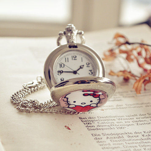 古缇KT女生礼物怀表项链闺蜜定制创意猫链凯蒂照片毛衣长男儿童节