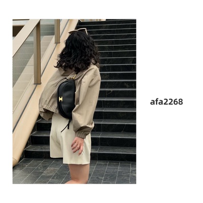 Afa2268 保Z系凯旋门Halfmoon半月包腋下包 2色 手拎单肩包