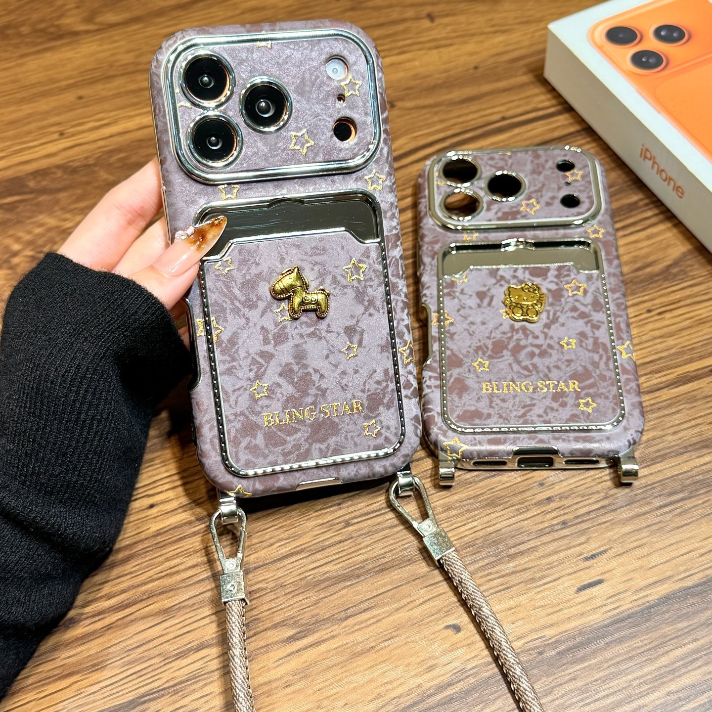 秋冬皮纹烫金星星立体kitty猫小马卡包手拎绳适用于iphone17promax苹果14手机壳15新款16pro女13全包17pm防摔,3C数码配件,手机保护套/壳,淘宝优惠券,粉丝福利购,淘宝优惠卷