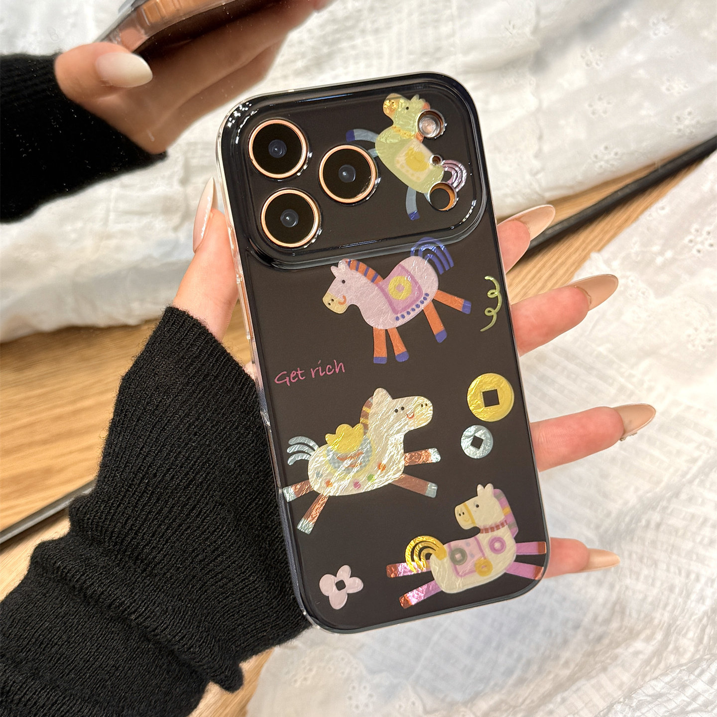 韩风ins少女心油画彩色锡纸纹小木马适用于iphone17promax苹果14手机壳15新款16pro女13可爱17pm硅胶防摔软壳