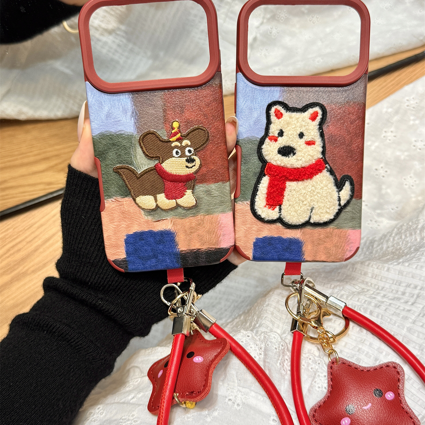 涂鸦色块毛毡刺绣狗狗皮质星星手拎绳适用于iphone17promax苹果14手机壳15新款16pro女13情侣17pm皮纹防摔套