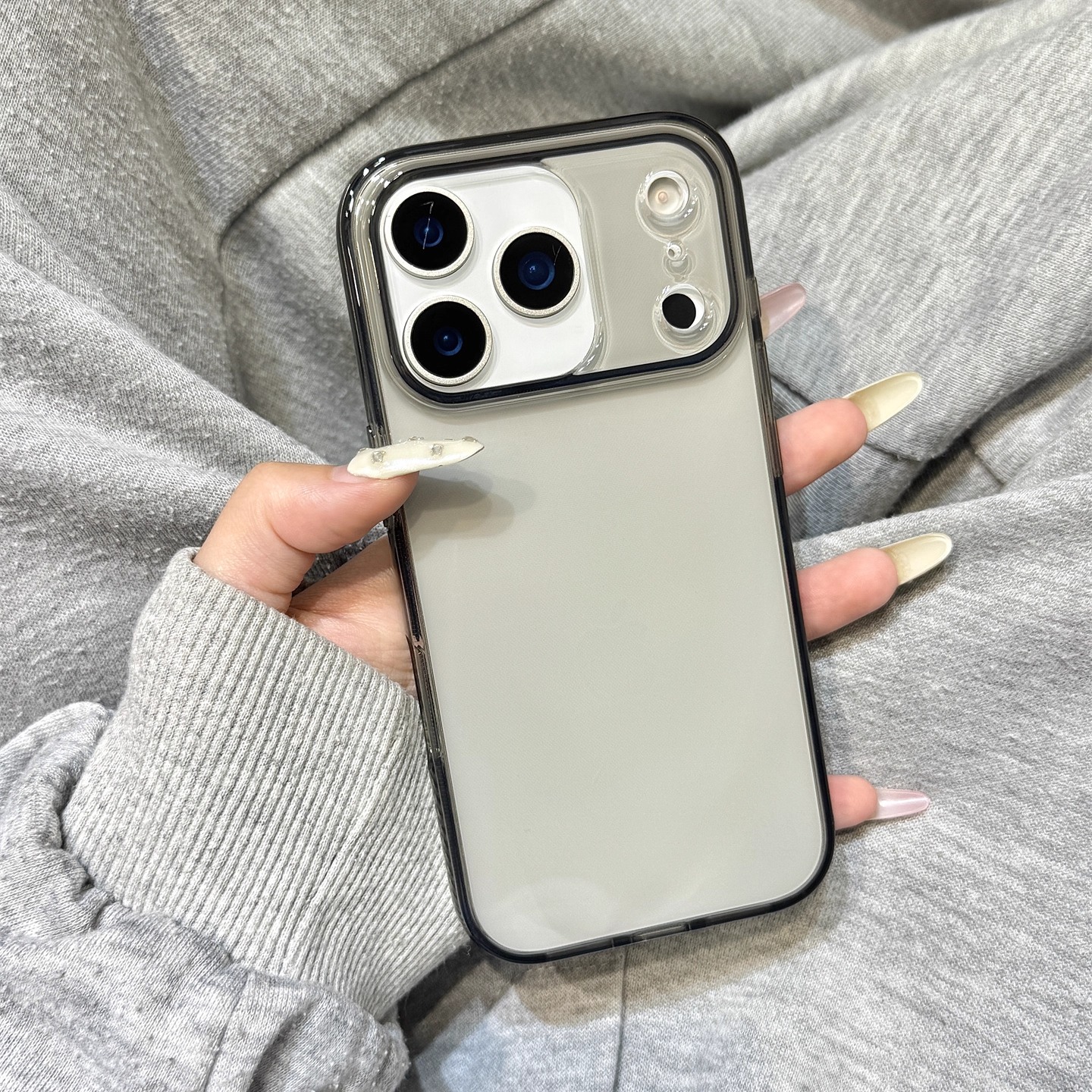 极简高级感简约风透黑色适用于iphone17promax苹果14手机壳15新款16pro女13超薄17Air全包边硅胶创意防摔软壳