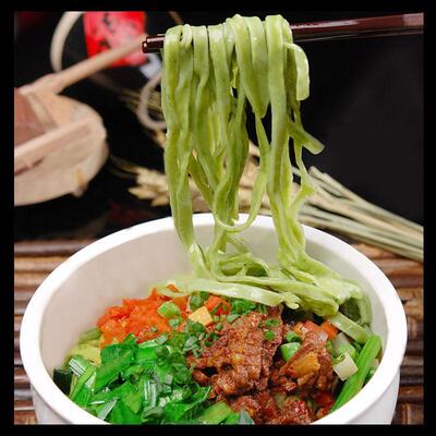 手工菠菜面蔬菜500克陕西特产韭叶碱面挂面1斤装陕西安康速食挂面