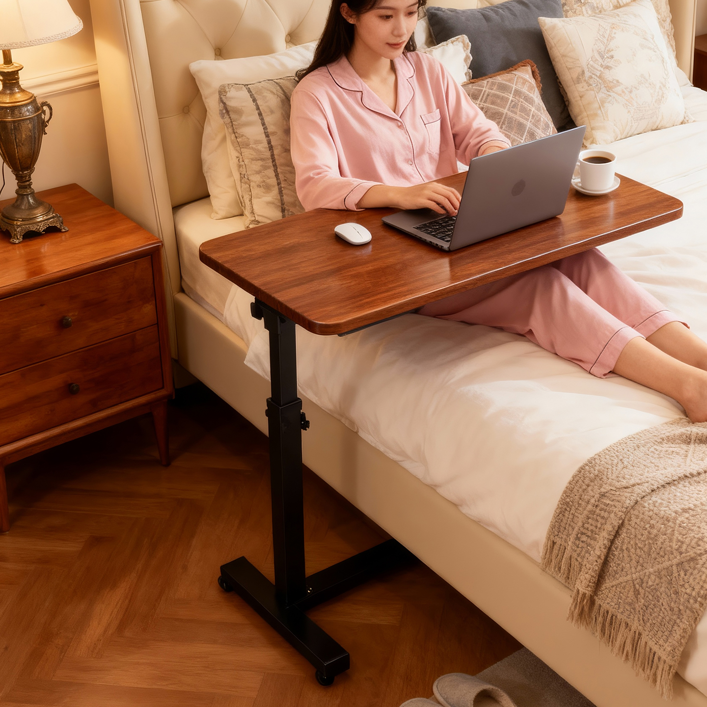 边几床边桌出租屋简易书桌