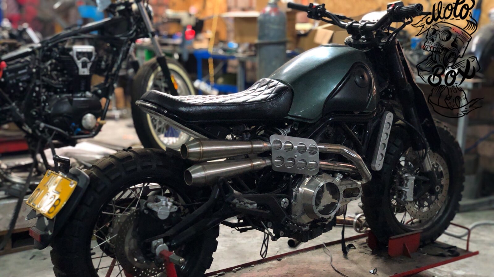 幼狮500改装攀爬者风格高位排气管二出二直排低沉浑厚手工定制