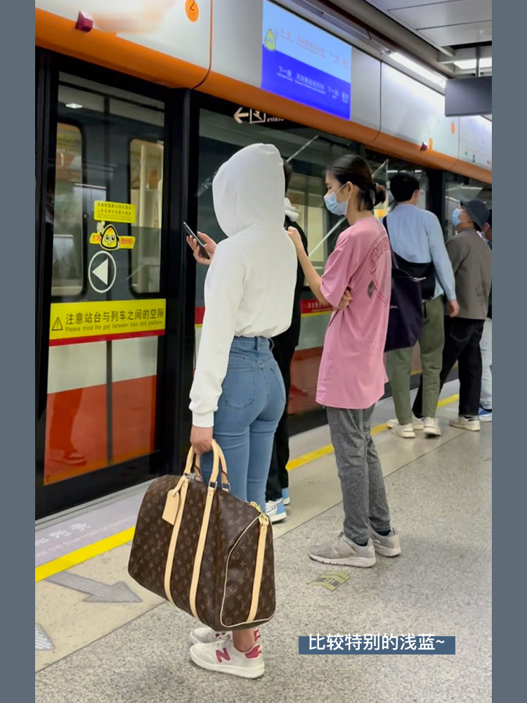 SUPER LING은 산뜻하고 스타일리시해요  스몰|톨 기장 피치 힙 미드 하이웨이스트 청바지