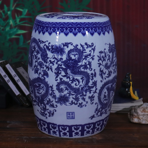 景德镇陶瓷米缸20斤30斤50斤米桶家用带盖青花龙面粉缸密封储物罐