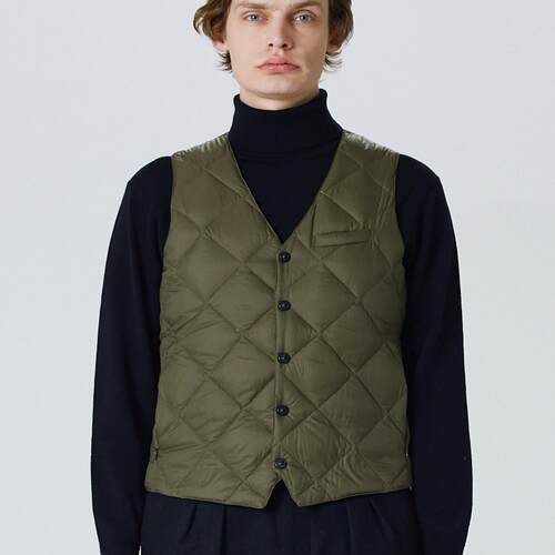 冬季现货日系宽松防寒马甲潮玩艺