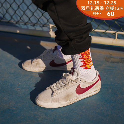 thrasher火焰logo印花黑白长袜