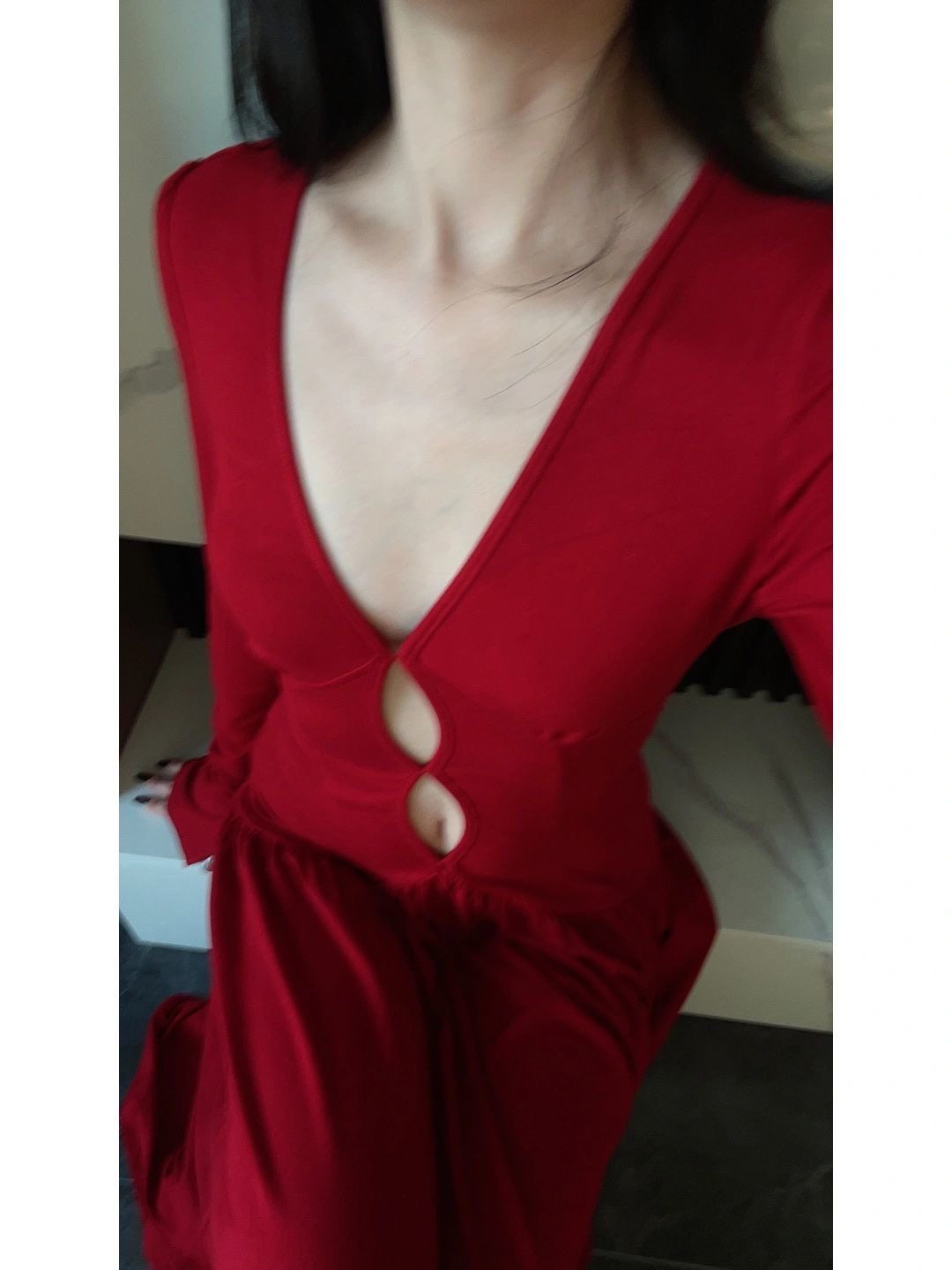 cici酱春秋欧美纯欲镂空设计连衣裙小众修身显瘦性感辣妹深V裙子