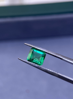 潘杰希尔祖母绿1.688ct 7.1*6.54*4.59mm w0202