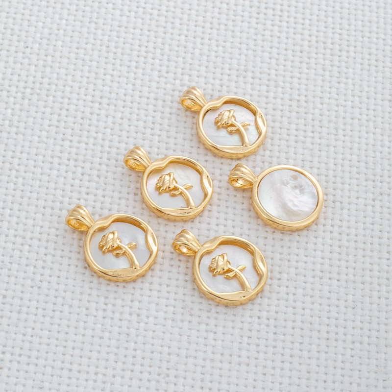 临兰铜镶白贝壳玫瑰花保色吊坠