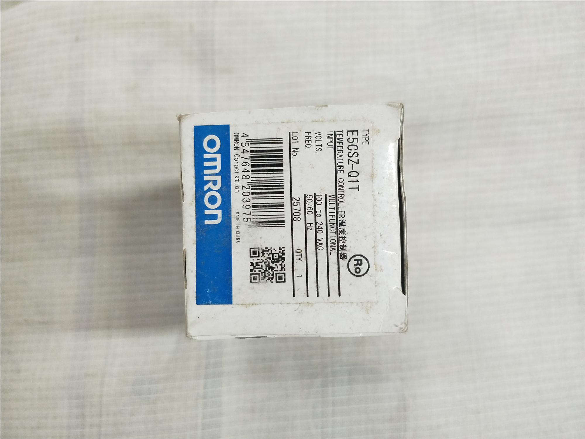 议价....实体店原装正品ORMON固体输出数字温控器 E5CSZ-Q1T