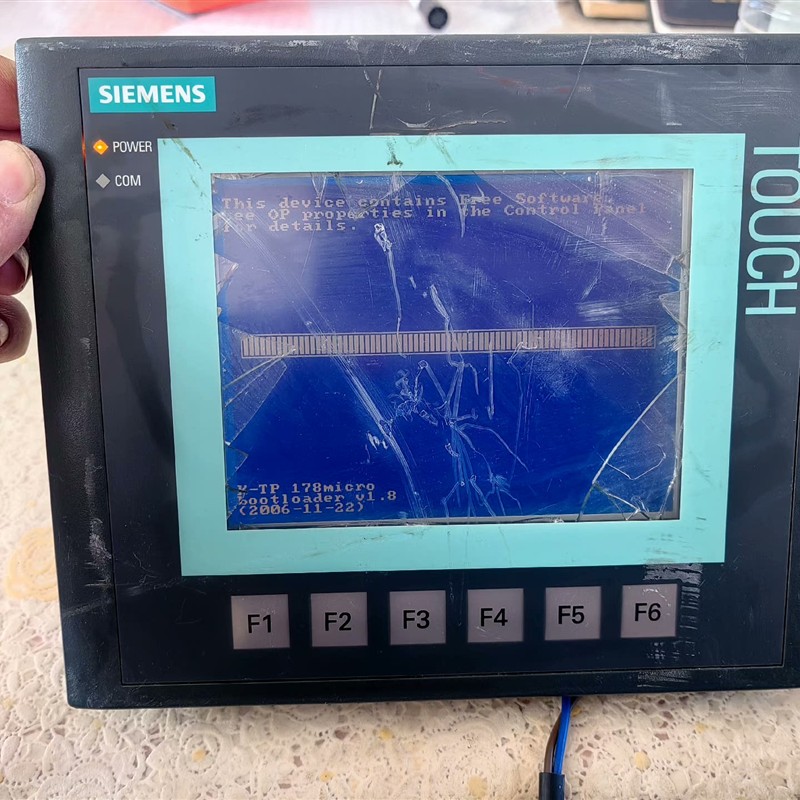 议价 TP178触摸屏6AV6640-0DA11-0AX0拆