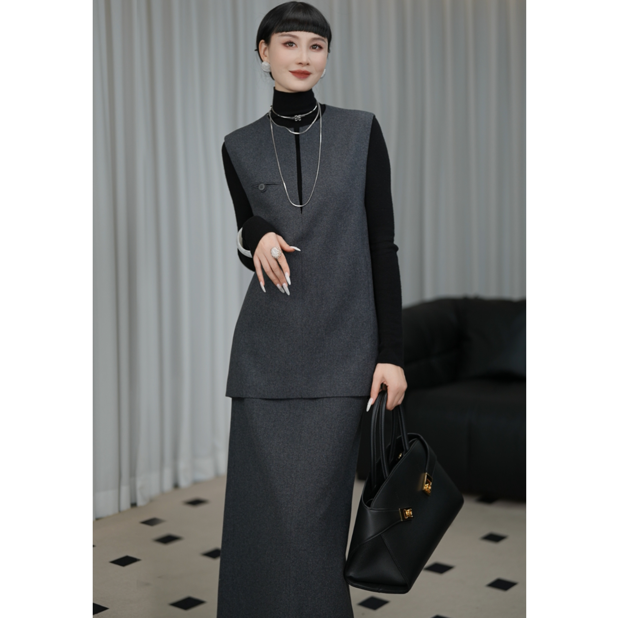 H44ZSA0117背心马甲套装裙