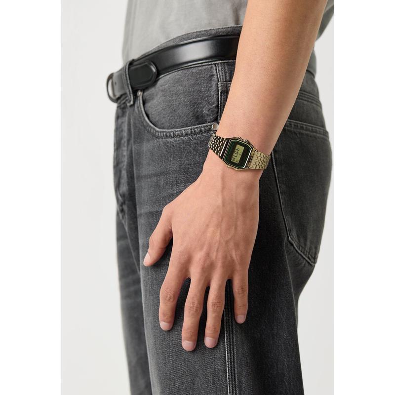 代购卡西欧男士腕表夜光闹钟计时日期金属钢带金色防水日常休闲