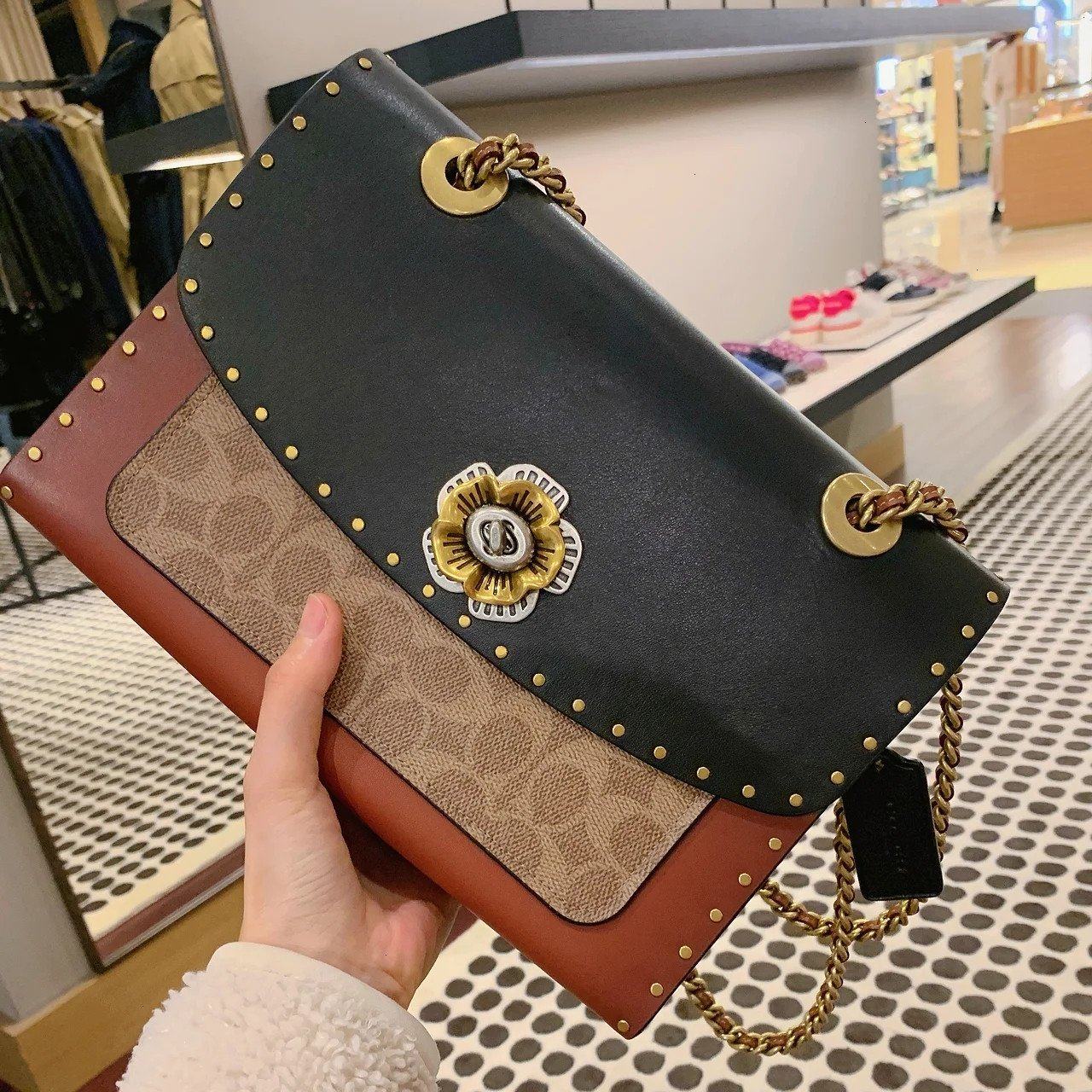 正品真皮女包2021秋冬新款百搭老花包斜挎山茶花包单肩链条小方包