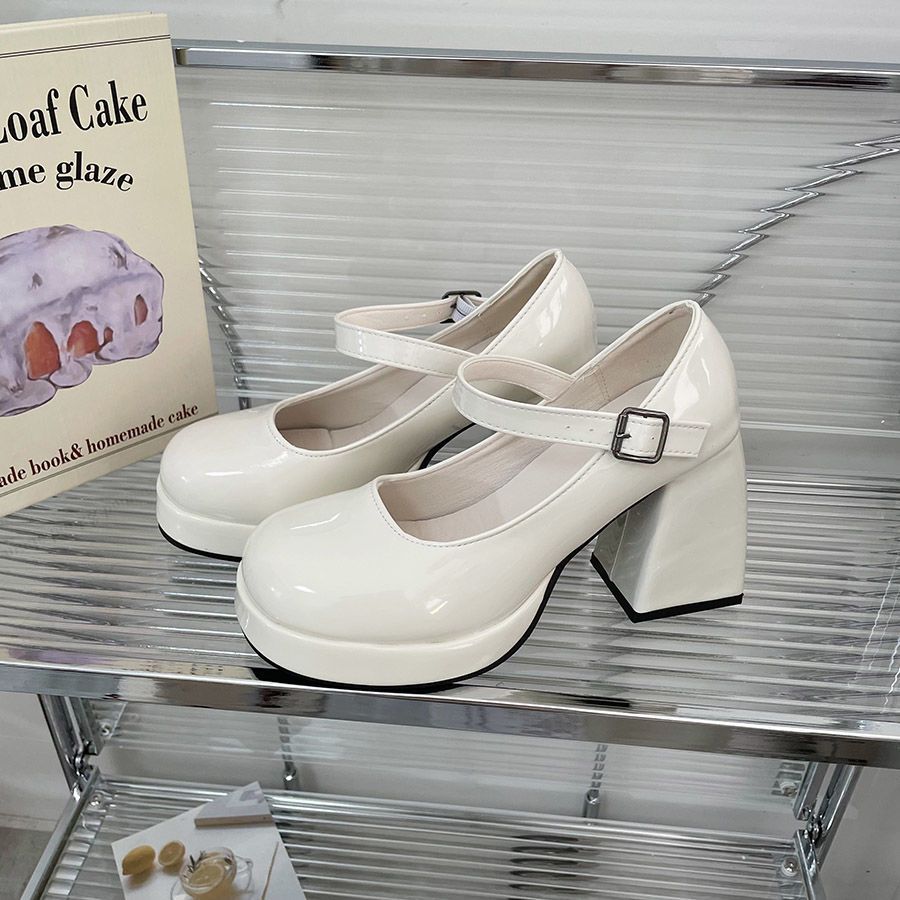 2025年新款复古时尚小众玛丽珍鞋辣妹漆皮粗跟单鞋小皮鞋高跟鞋女