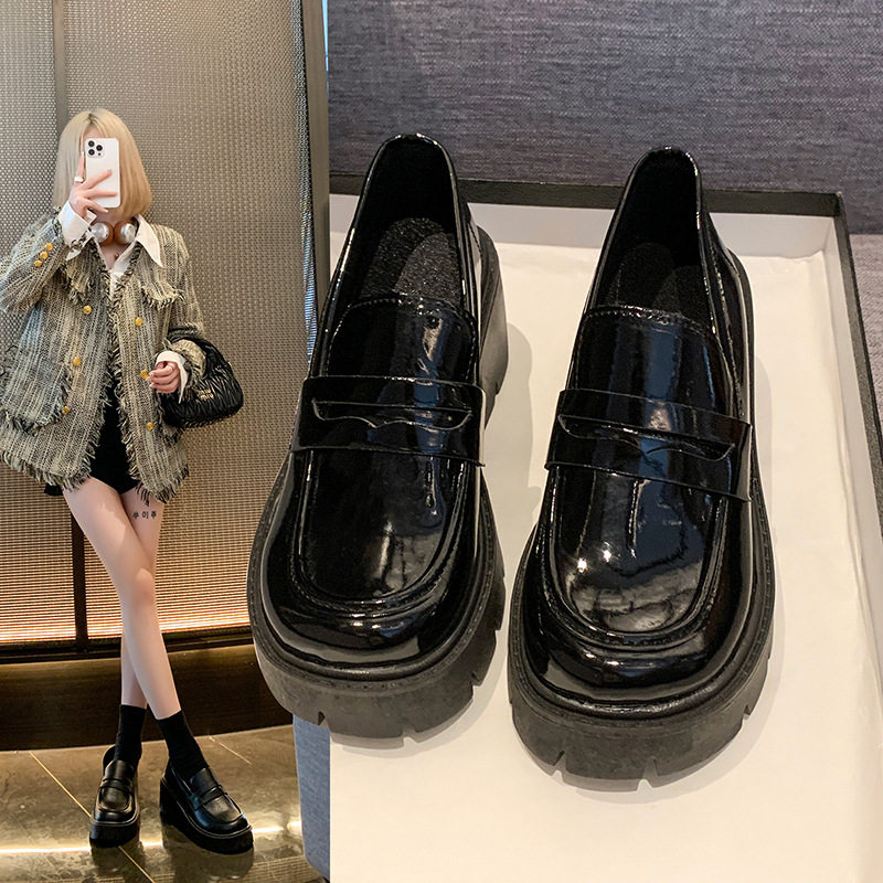 法式乐福鞋2025年秋季新款大码圆头防水台高跟鞋厚底粗跟jk小皮鞋