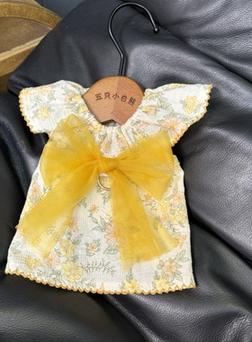 五只小白熊原创宠物衣服春夏新款飞袖黄色碎花背心狗狗猫咪公主裙