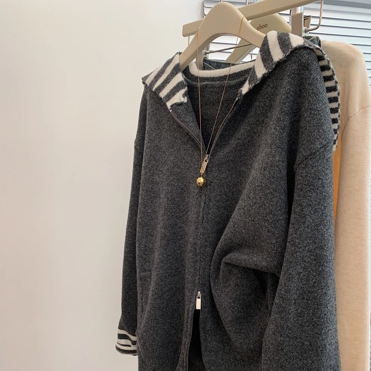 双拉链条纹海军领灰色针织开衫女