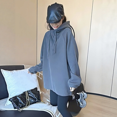 黑色连帽加绒卫衣女款加