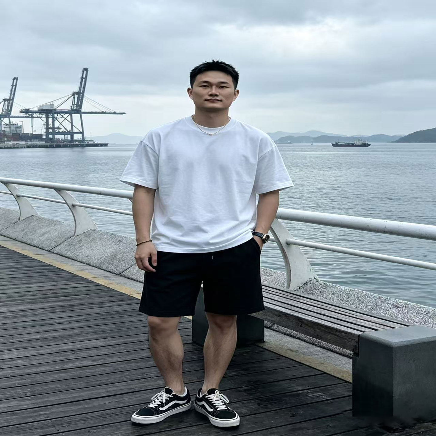 重磅纯棉高端T恤短袖男款纯色爆T恤
