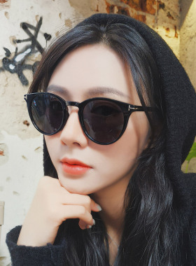 时尚墨镜女高级感遮阳太阳镜近视眼镜黑色超轻偏光司机太阳眼镜男