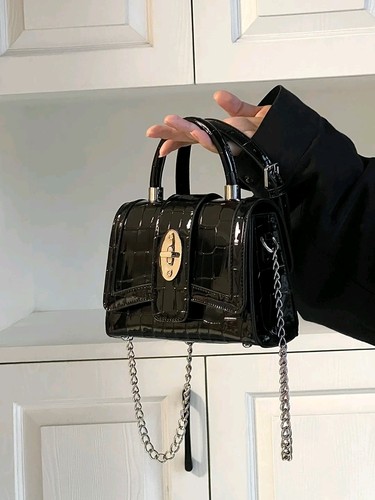 2025新款高级感鳄鱼纹辣妹机车包