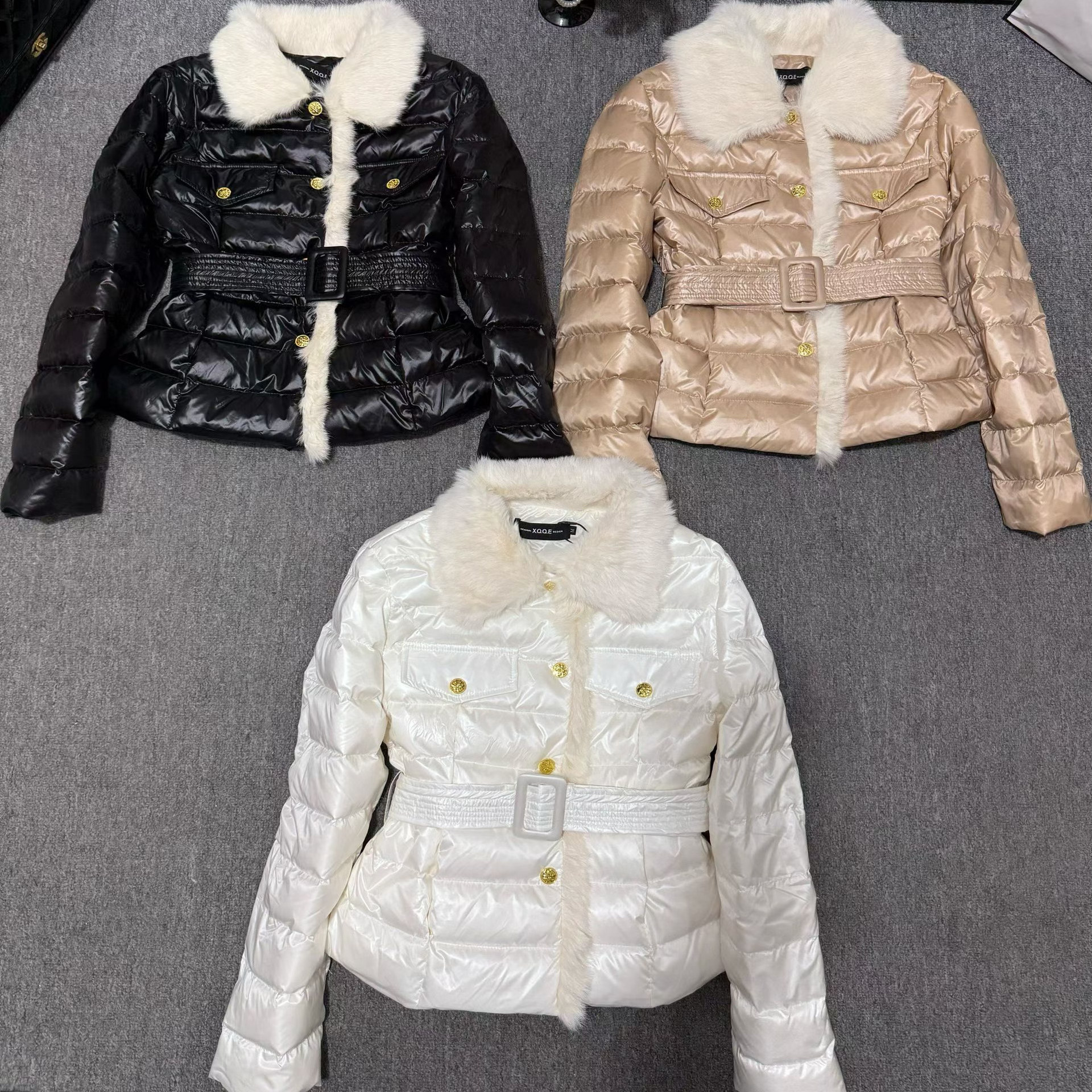 水貂毛领白鸭绒保暖羽绒服冬装女
