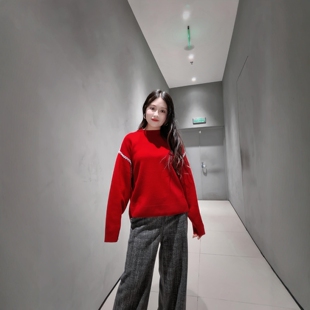 Theory新年红女装毛衣套头宽松羊毛混纺圆领针织衫上衣O1111750