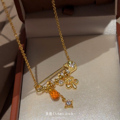 超级精致别针项链黄钻高碳钻复古百搭锁骨链爆款拉丝鸢尾花六芒星