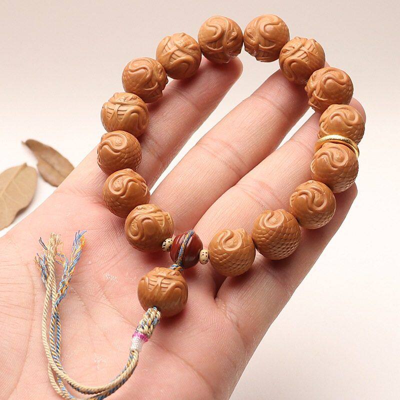 猴头核桃手工雕刻动物生肖本命年巳蛇灵蛇赐福吊坠流苏男文玩单圈