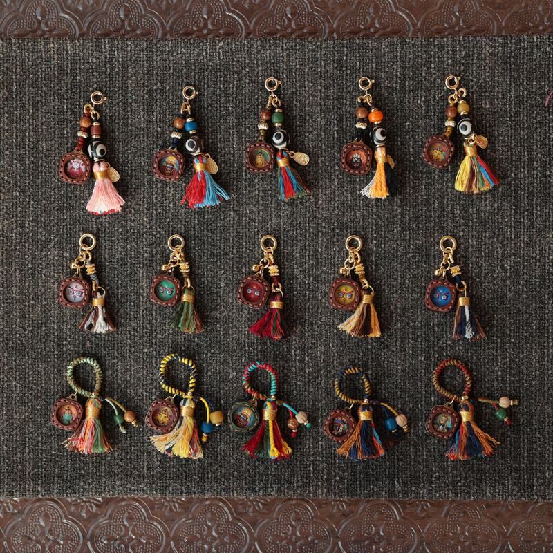 牛皮药泥擦擦扎基拉姆藏式挂件五路财神龙五爷钥匙扣diy文玩配件