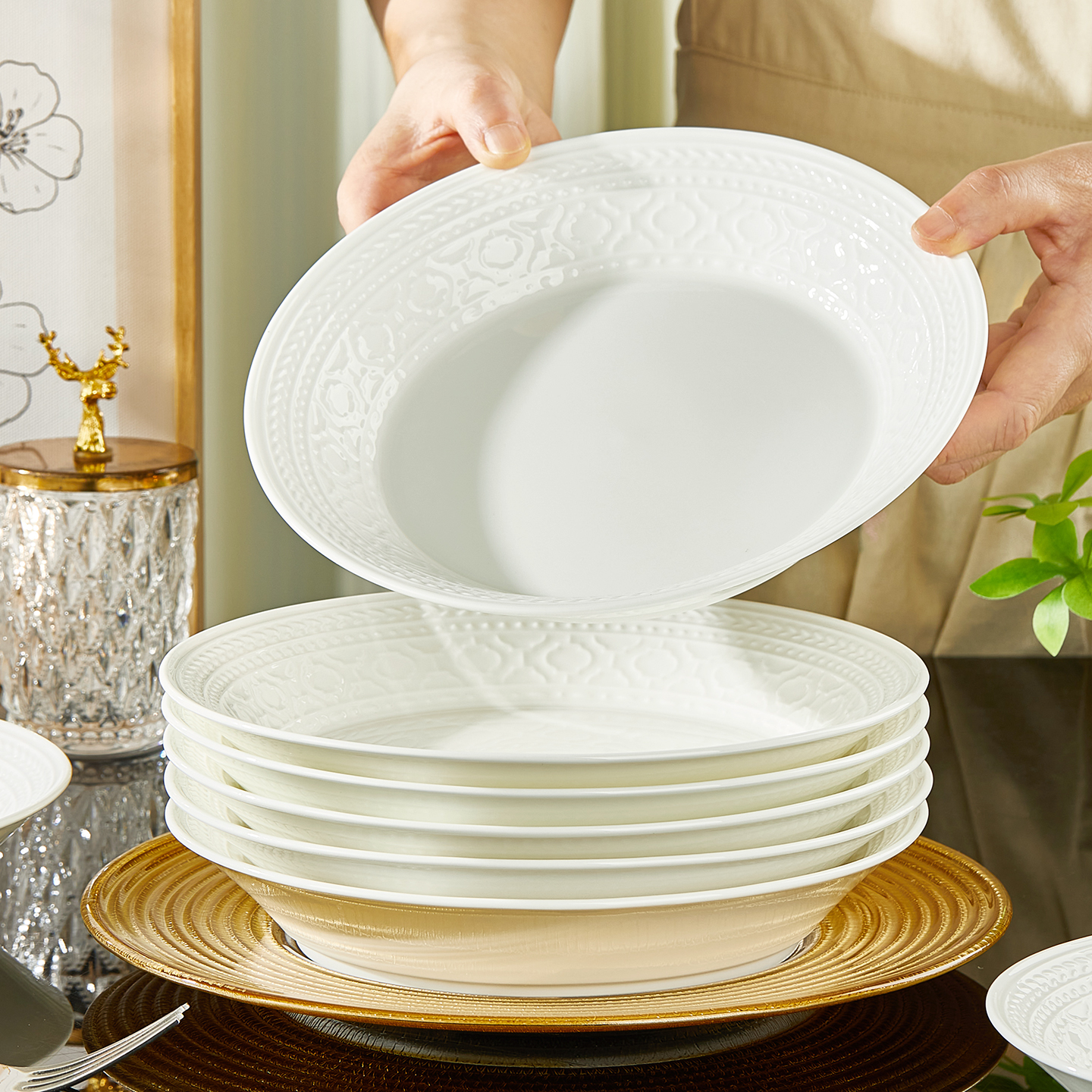 高档骨瓷盘子菜盘家用陶瓷菜碗新款2025纯白高颜值餐具盘碗深汤盘