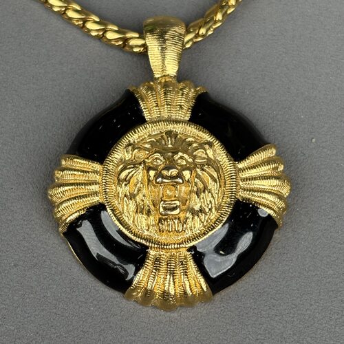 万物二奢 95新 中古重工黑金珐琅立体雄狮圆牌吊坠扭绳TO扣项链