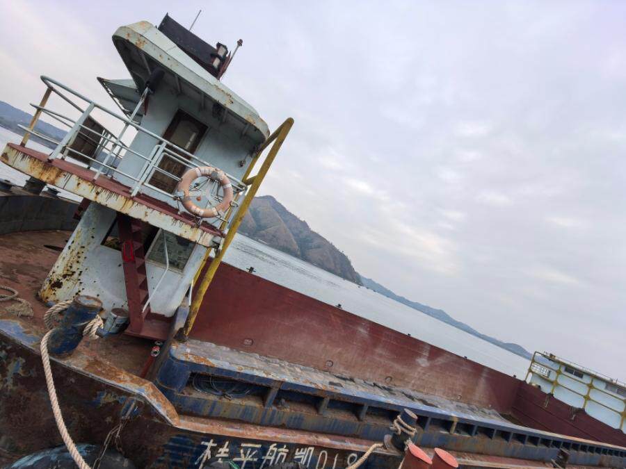 “桂平航凯018”船