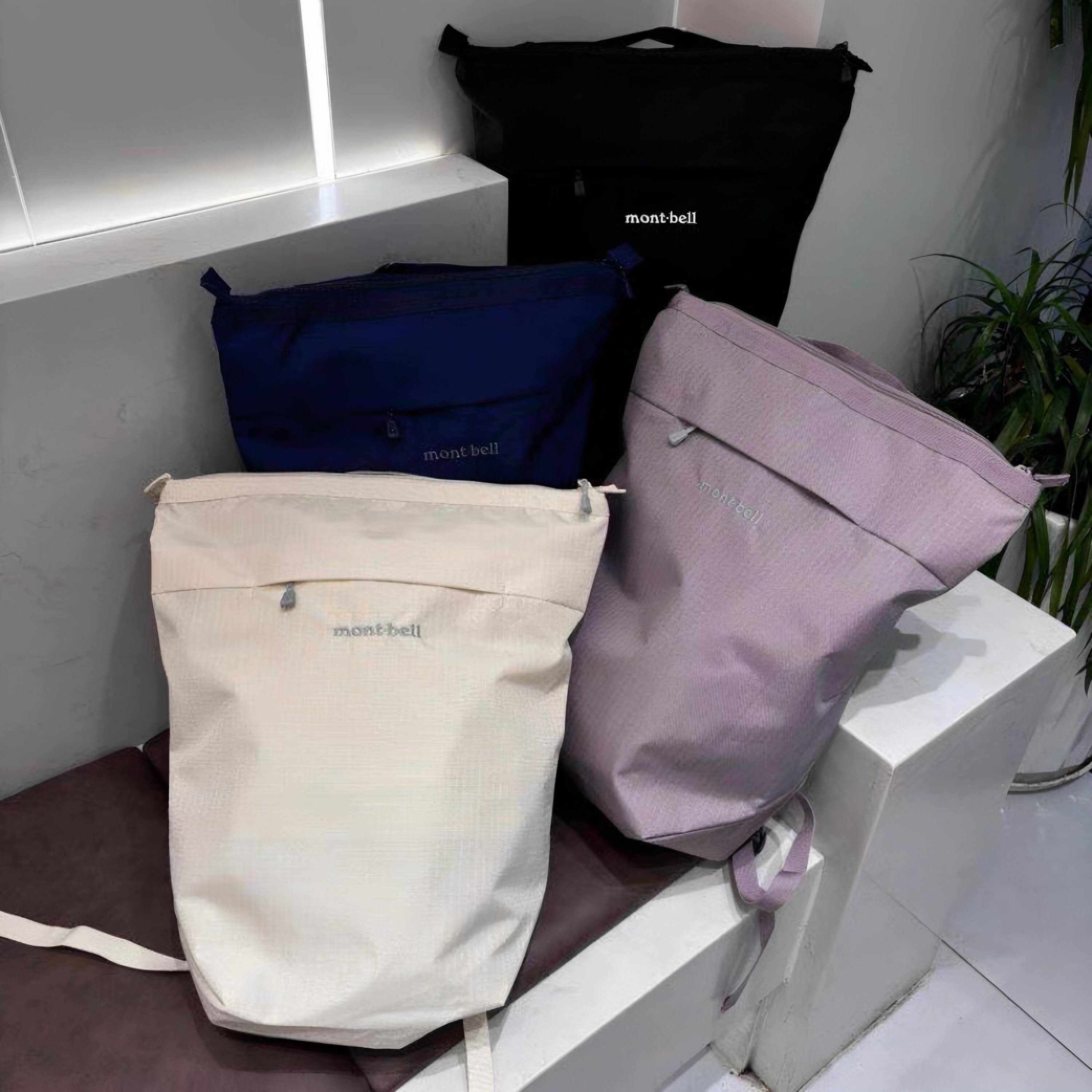 日本montbell户外登山轻便旅游电脑手提包10L防水通勤双肩背包