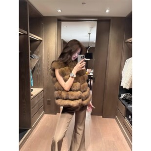 欧洲站精致棕色皮草马甲毛毛外套女秋冬2025新款高级感气质千金背