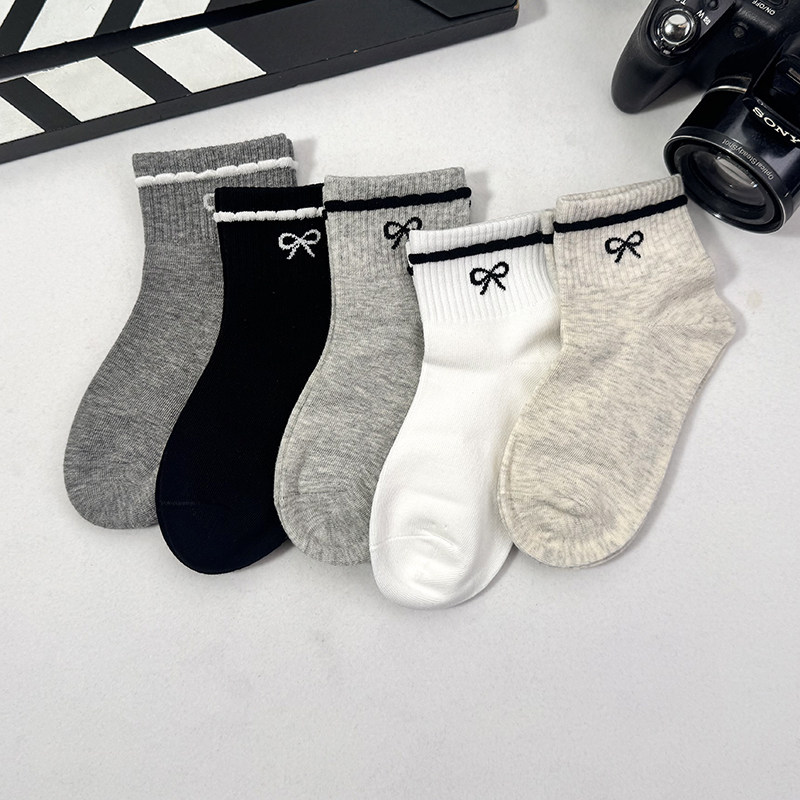 爱嘀嗒女童袜子纯棉春季吸汗儿童袜子中筒袜学生新款大童女孩棉袜