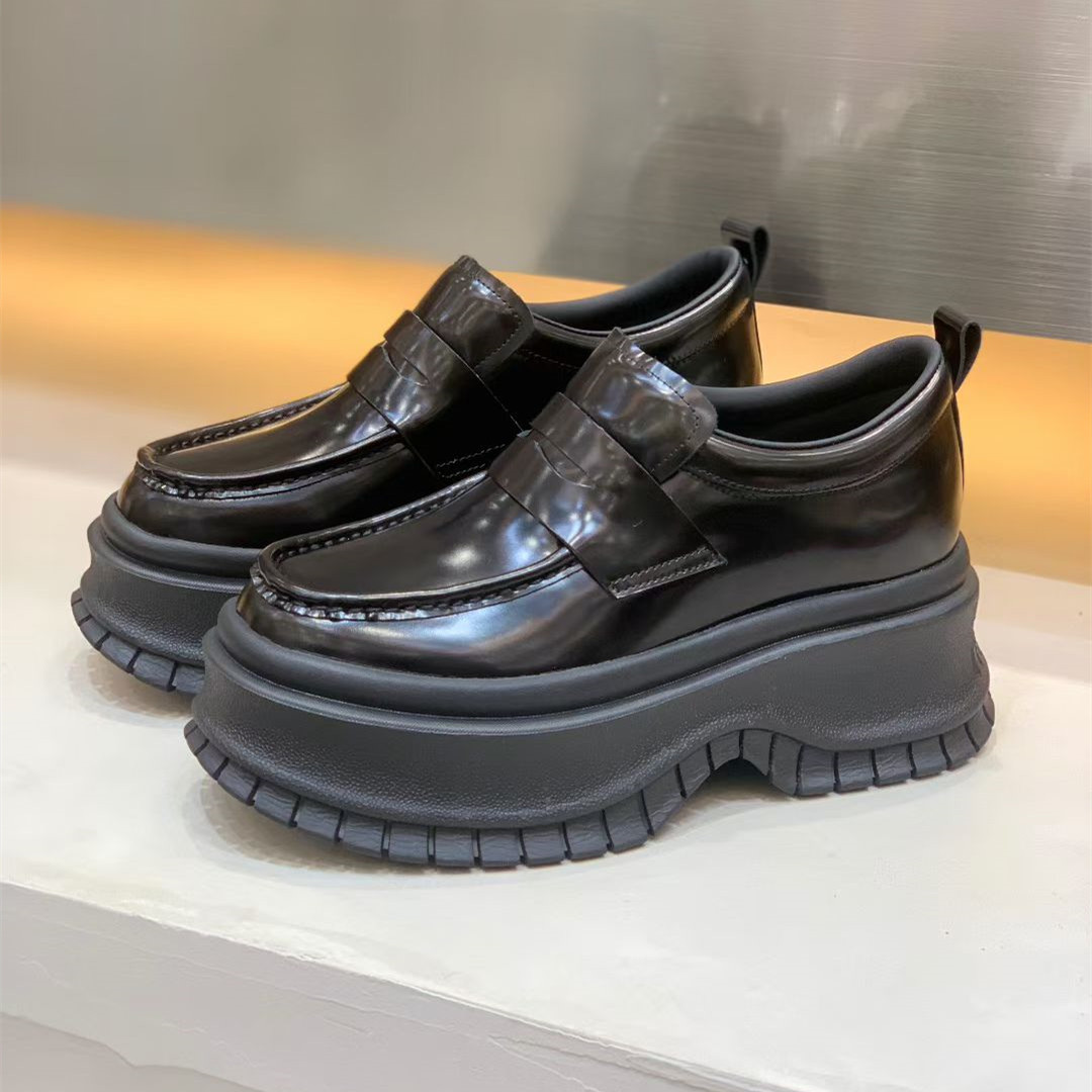 欧洲站2025秋季新款增高厚底乐福