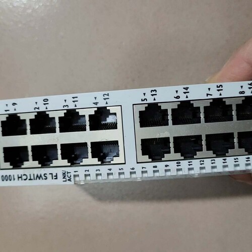 议价 菲尼克斯16口工业交换机FL SWITCH 1016N，型号