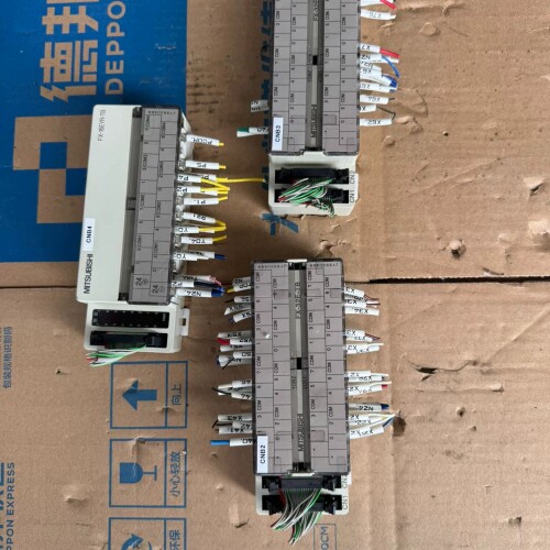 议价 三菱PLC模块，型号是FX-32E-TB，一共2个，成色轻微