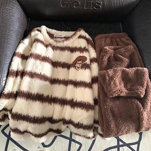 胡迪情侣睡衣女冬季珊瑚绒长袖宽松休闲圆领加绒加厚家居服套装男