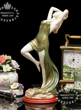 Royal Worcester皇家伍斯特孤品优雅舞者手绘陶瓷欧式精美摆件